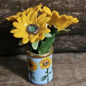HALCYON DAYS ENAMEL SUNFLOWERS IN A SUNFLOWER DECORATED VASE - RARE